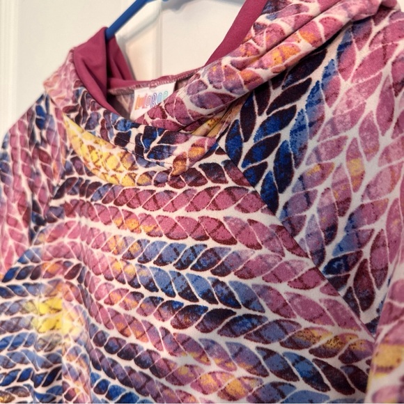 NWT LuLaRoe Small  Amber Lightweight Hoodie Unicorn Multicolor Pink - Picture 5 of 9